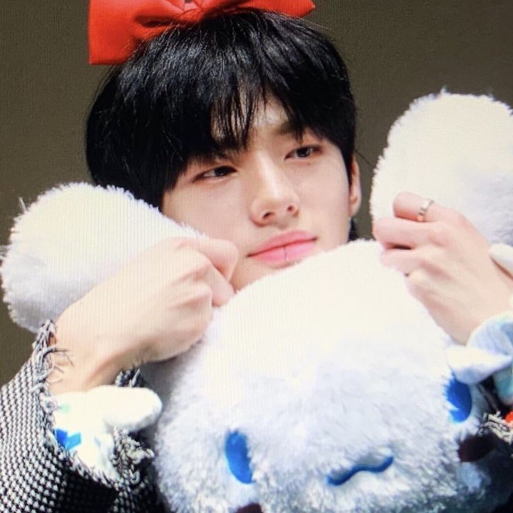 _KatBOY's tweet photo. *𑂅🩵̸̷ ᩧ  ›Cιᥒᥒᥲmoᥒ Boყ. https://t.co/OvtrrvLL0Z