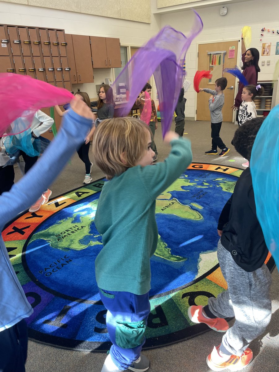 Claire Ruggiero tweet media