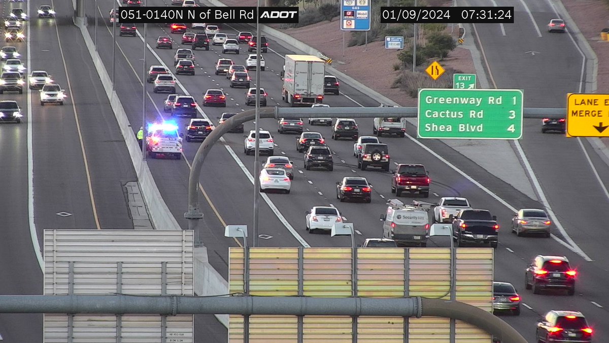 ktarroller's tweet photo. New Crash in the North Valley!  Southbound State Route 51 near Bell Road.  Stay right.
#KTARtraffic  #Phxtraffic https://t.co/POBwFCL6yb