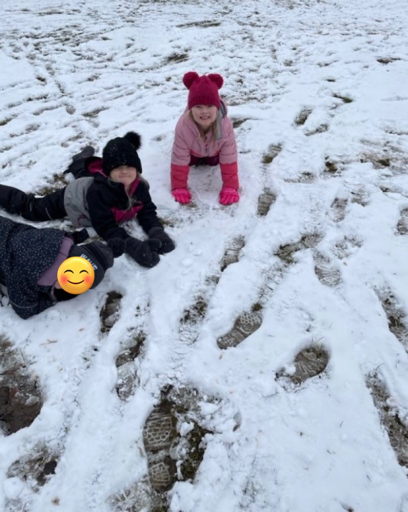 Jumping right into 2024 by jumping in the snow!! ❄️❄️❄️ Welcome back K2 <a href="/OakwoodPublic/">Oakwood Public School</a>