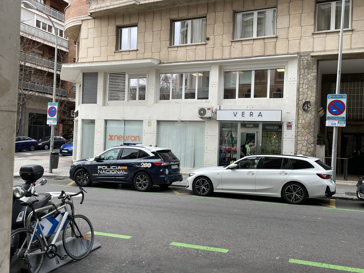JAC00L's tweet photo. Hola @policia qué tal el café? Veo que nada ha cambiado en el 2024 https://t.co/0MplM6MU2v