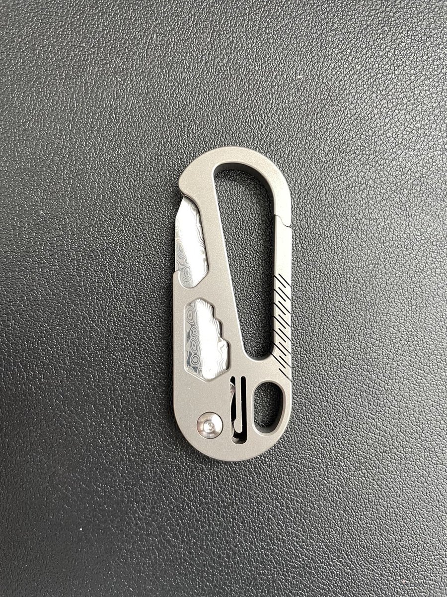 ZynGeJapan's tweet photo. Exciting news for all EDC enthusiasts! The innovative ZynGe 2.0 is launching on Kickstarter this November! Get ready to elevate your everyday carry with our multi-tool that's a cut above the rest. #ZynGe2Point0　#EDCRevolution #EDCGear #KickstarterLaunch #TitaniumTool #Damascus https://t.co/n4mhHaQqa8