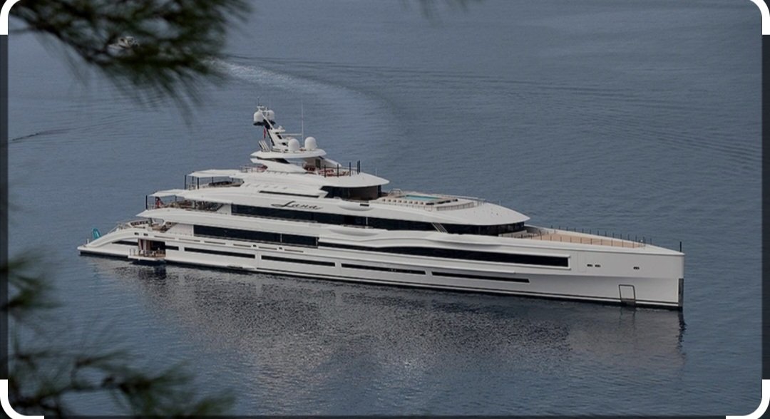 Bill Gates'in yatı. 
İçinde ameliyathane ve hücrelerin bulunduğu bir yat. 
Bu yat ne zaman Türk karasularına girse Gaziantep'ten kayıp çocuk haberleri geliyor. 
Epstein
Gaziantep
Fatma Şahin