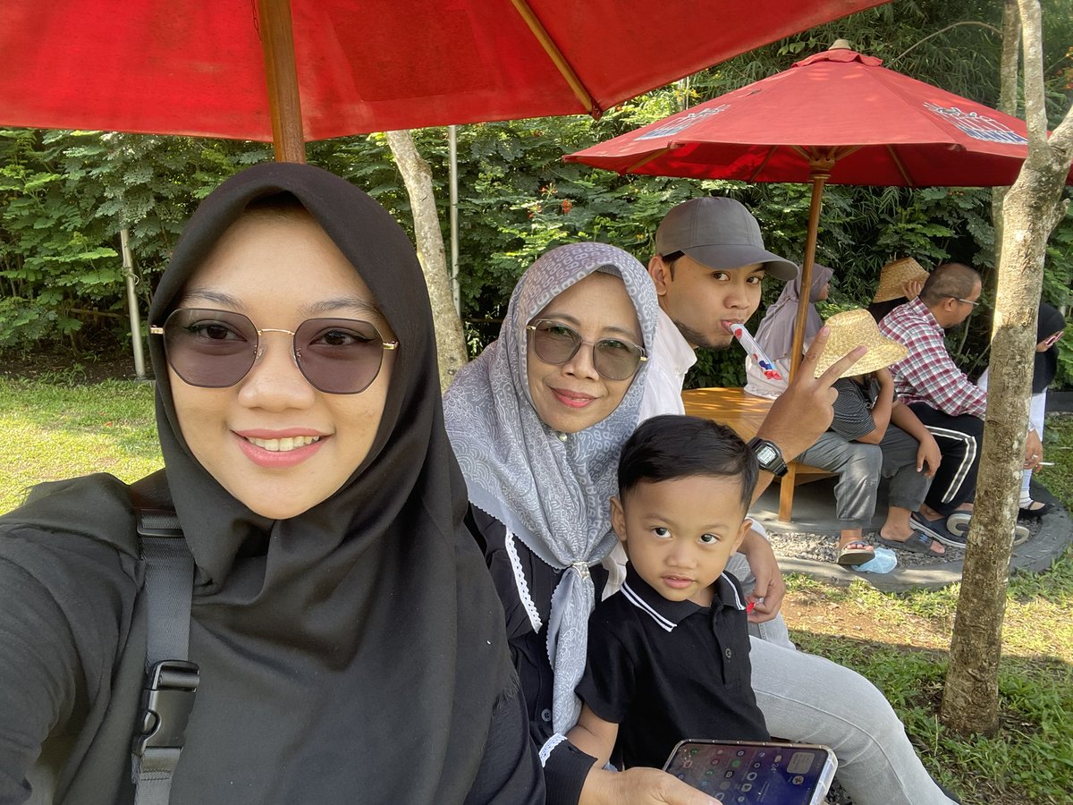 tukangscrollhp's tweet photo. Kami sudah bisa berdamai, lega rasanya 😊 https://t.co/iMxtje1jeC