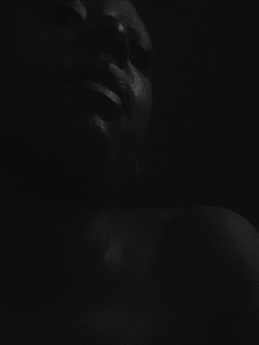 blinkmodeuk's tweet photo. Self portrait https://t.co/yNZP2Ka9zf