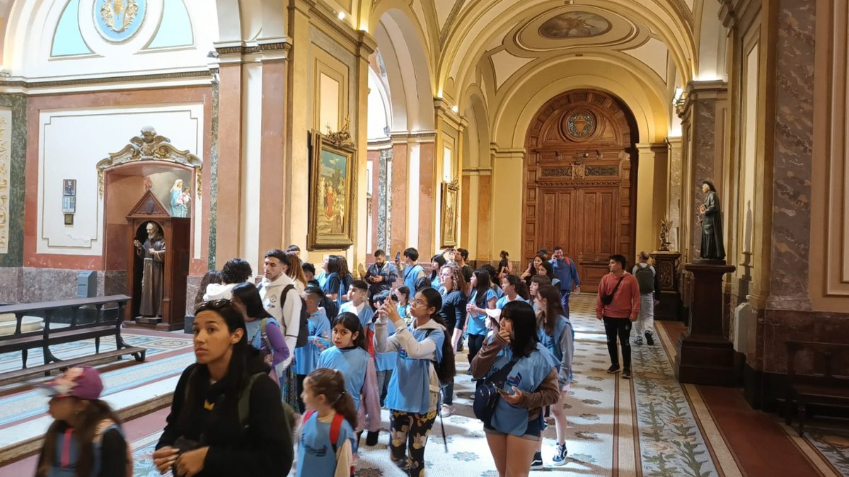 SATSAIDnacional's tweet photo. 🇬🇲🌞 La colonia de vacaciones de la seccional Neuquén del SATSAID viajo a la Ciudad de Buenos Aires Recorrieron el centro, visitaron La Boca, el Jardín Japonés y disfrutaron de actividades recreativas en el predio del SATSAID  de Constitución

Más info👇

https://t.co/WR5ajFSyhF https://t.co/uw8eY4LR1o