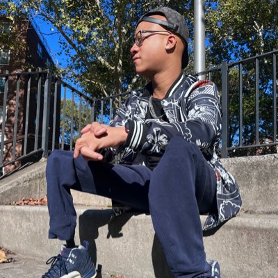 rosejayyy's tweet photo. #NewProfilePic https://t.co/RuBW9acHje