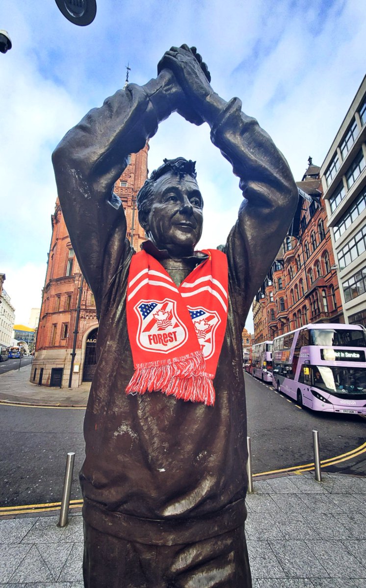 NFFCNA's tweet photo. As North America collectively gets battered by a winter storm, be like Cloughie and wrap up warm if you head outside 🇨🇦🇺🇲🧣❄️👍 #nffc #nffcna #sirbrian #farhaveitraveled https://t.co/7O2gmIthQD