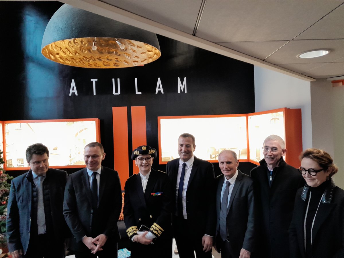 Olivier DUSSOPT, ministre du Travail, du Plein emploi et de l’Insertion, s’est rendu en Creuse, ce lundi 8 janvier 2024.
Ce déplacement était consacré à l’expérimentation sur l’accompagnement des bénéficiaires du RSA.

Lire le communiqué : urlz.fr/pcbV