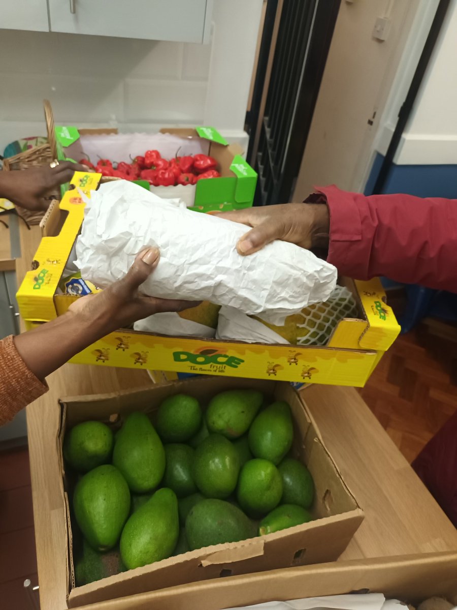 StokeyFood's tweet photo. Happy New Year Stokey &amp; friends🎉
"We joyfully serve and feed, one person, one family at a time"🫘🌽🤗
Overflow in 2024. Thank you, @CaritasWestm @CityHarvest_LDN @DWPgovuk @hackney @felixprojectuk https://t.co/4xX0ALPw1K