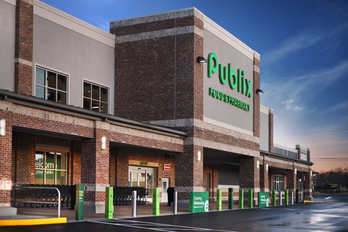 omegaconst1's tweet photo. We're thrilled to announce the successful completion of the Publix and Retail Shops at West Edge! 🎉🏢 Omega teams turned vision into reality, bringing the state-of-the-art Publix and retail spaces to the community.
#webuildtrust #publix #retailspace https://t.co/LnVfx83fPv
