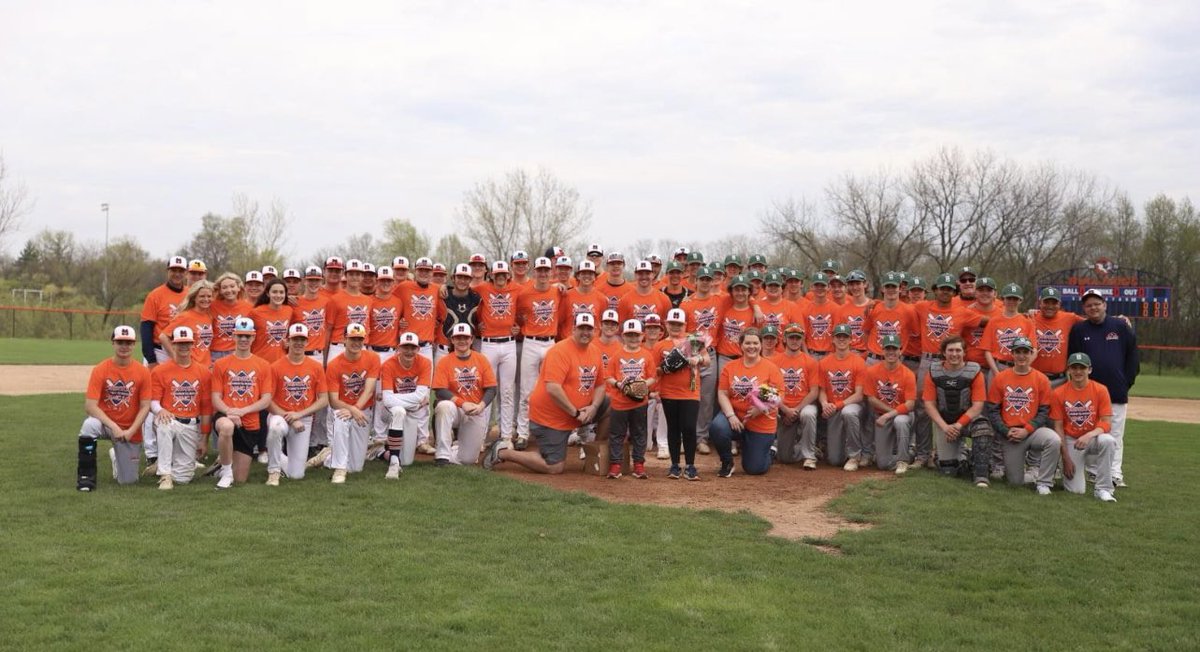 Hey Ty, these are for you buddy! 🧡💪
<a href="/CoachAndracke/">Eric Andracke</a> #tystroop