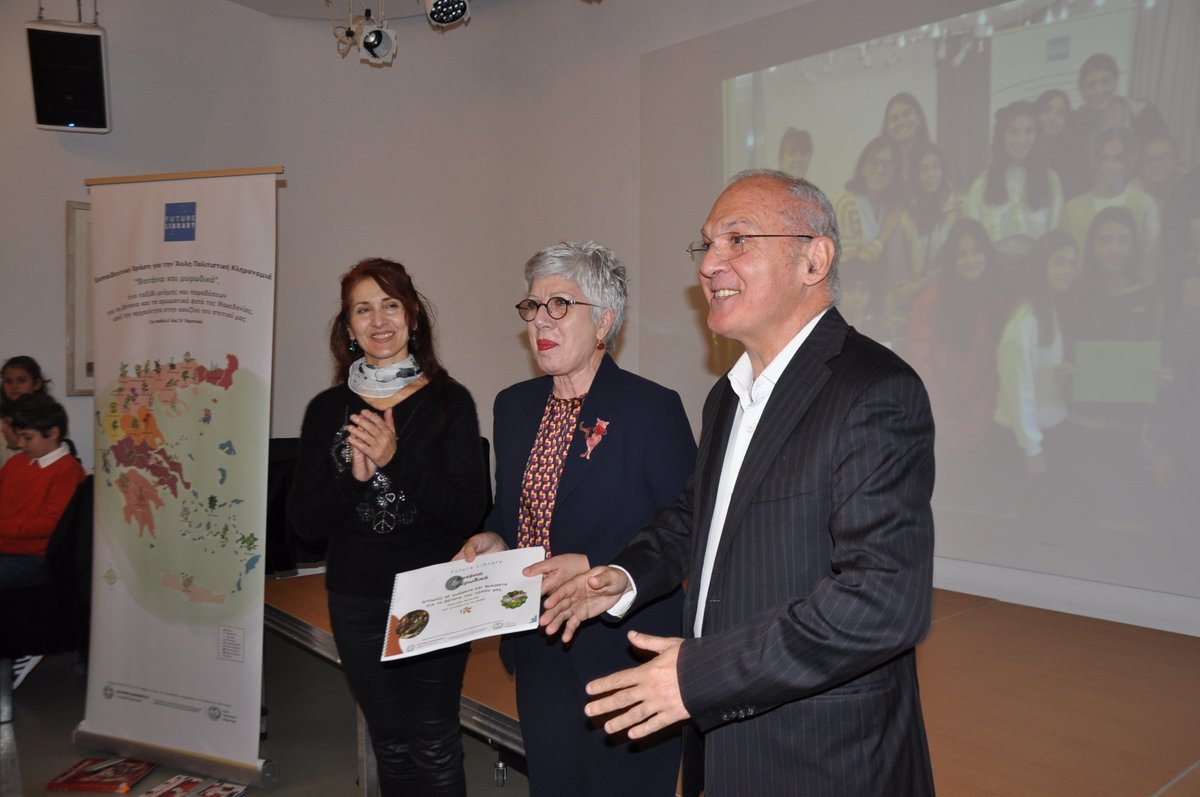 Future Library tweet media