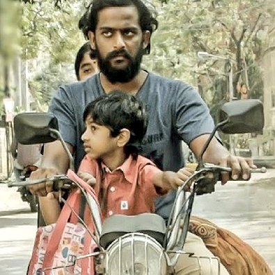 kayaldevaraj's tweet photo. January 10th
#ToLet Movie Hero #SanthoshSriram Birthday
Best Wishes
#HappyBirthdaySanthoshSriram
#HBDSanthoshSriram
#TOLETthefilm
#ToletReview #ToLetExtraordinaryRatings
@toletthefilm @Rchezhi @AadhiraOfficial @sheelaActress @sreekar_prasad
#டுலெட் @johnmediamanagr https://t.co/Do48NfIot6