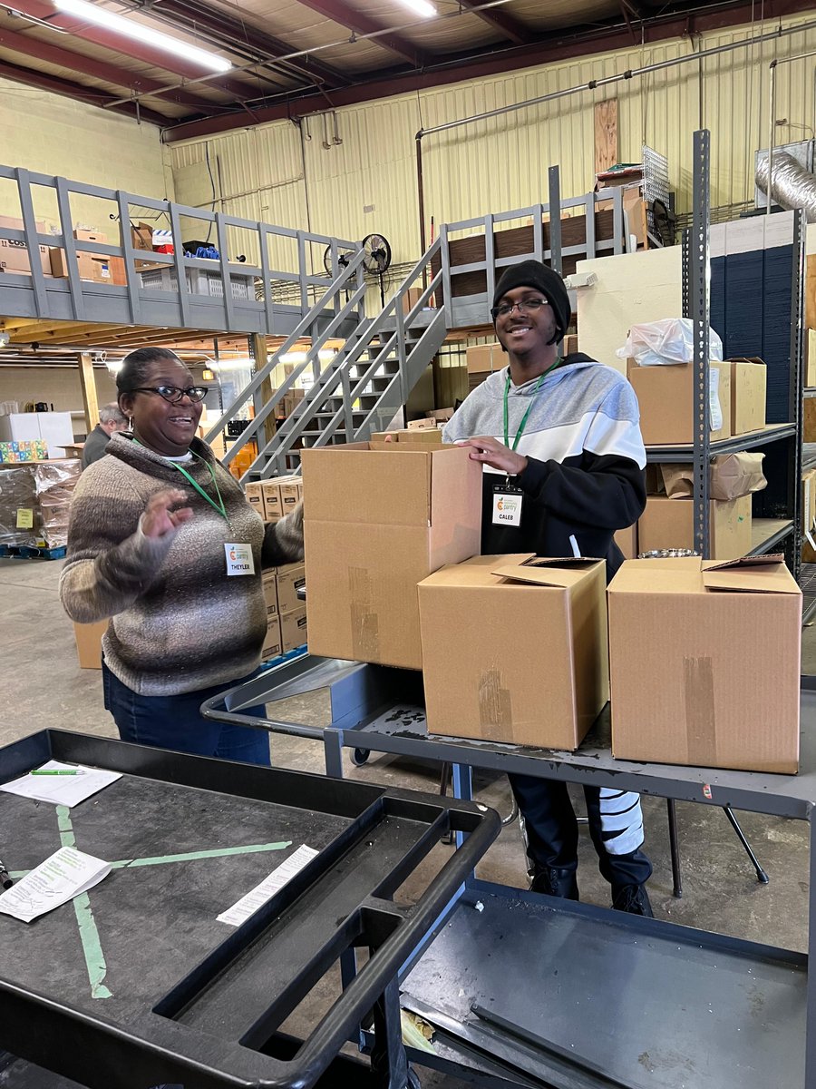 West Suburban Community Pantry tweet media