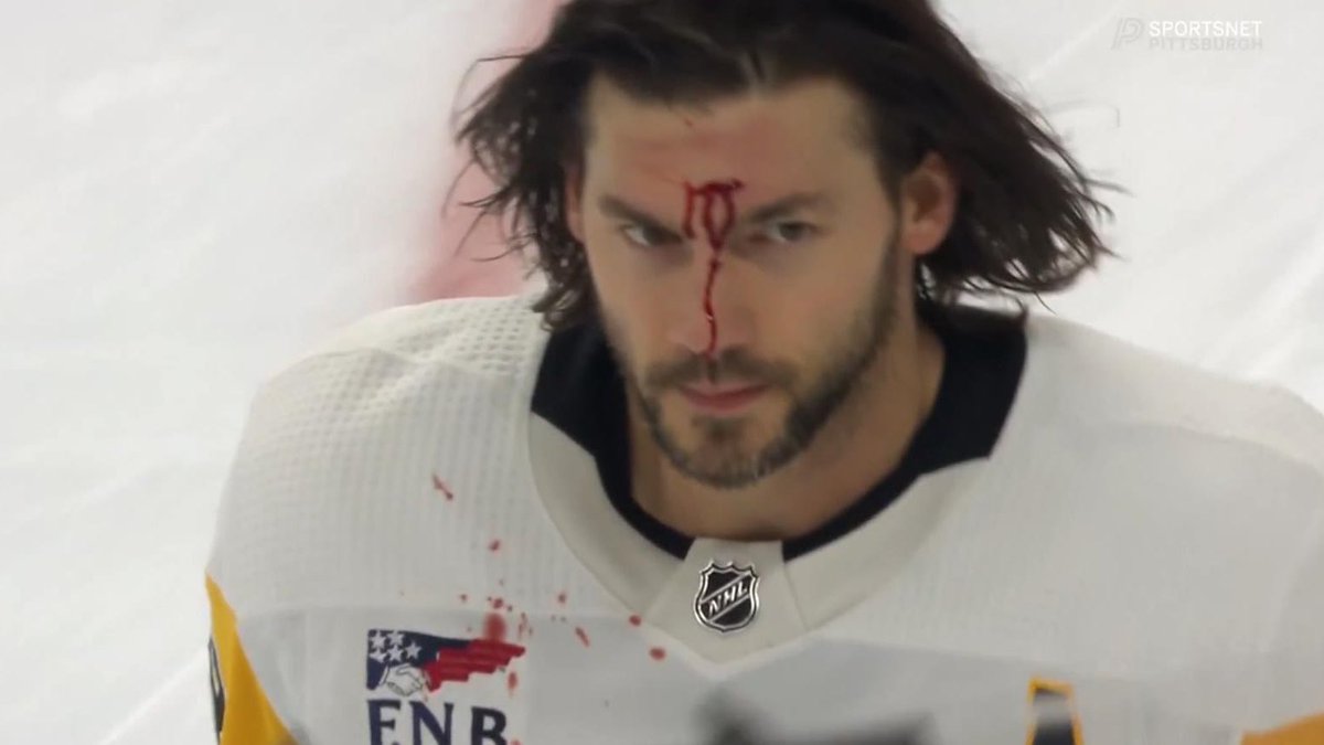 OTCellyy's tweet photo. hockey pictures that go hard: https://t.co/0tiJ6F9vKP