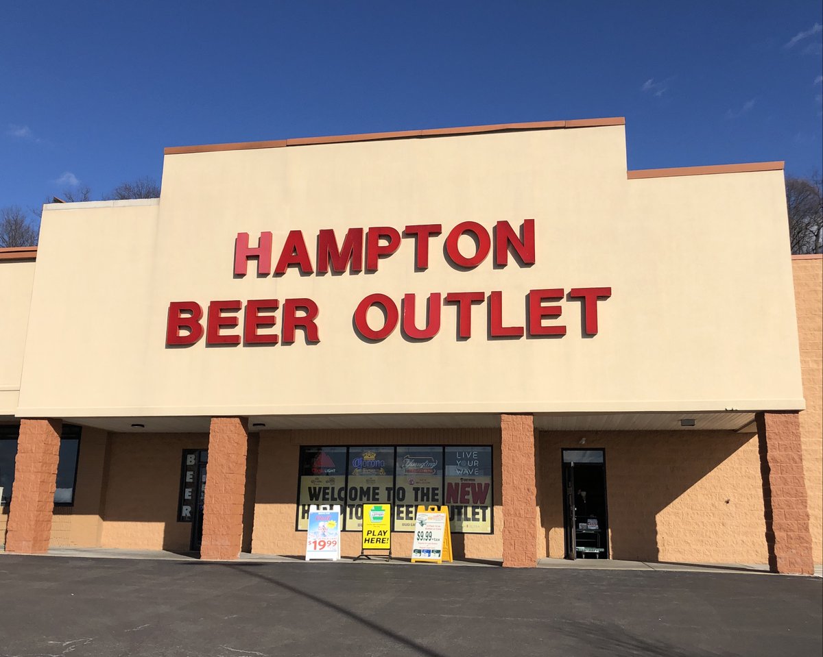 HamptonBeerPGH's tweet photo. #DryJanuary? With the #Steelers headed to the playoffs?

Not in this economy.

You gotta call an audible this weekend –– and we're rolling out some special deals to keep your wallet protected in the pocket. 💵💰🍻

Come in. Stock up. #HereWeGo https://t.co/1G9OCac9GP
