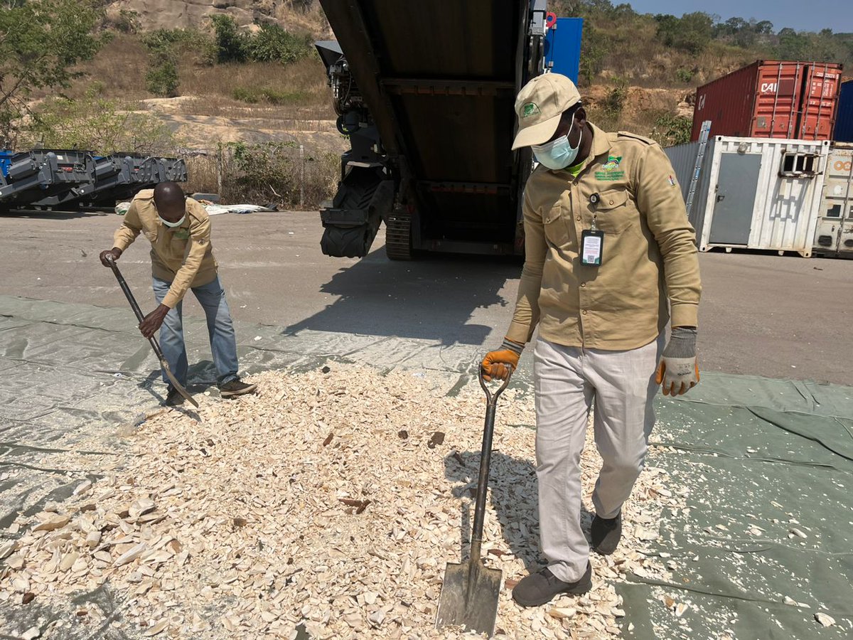 EPIAfrica's tweet photo. Breaking News: Abuja #Nigeria, govt destroys its 2.5 tonnes ivory stockpile!  Crushed into tiny fragments.  'A powerful message that #Nigeria doesn't tolerate illegal trade & is taking steps to protect remaining elephant population' says @JohnEScanlon.  @EPIAfrica proud to work with @NESREANigeria  & @WildAfricaFund on this. More to follow....