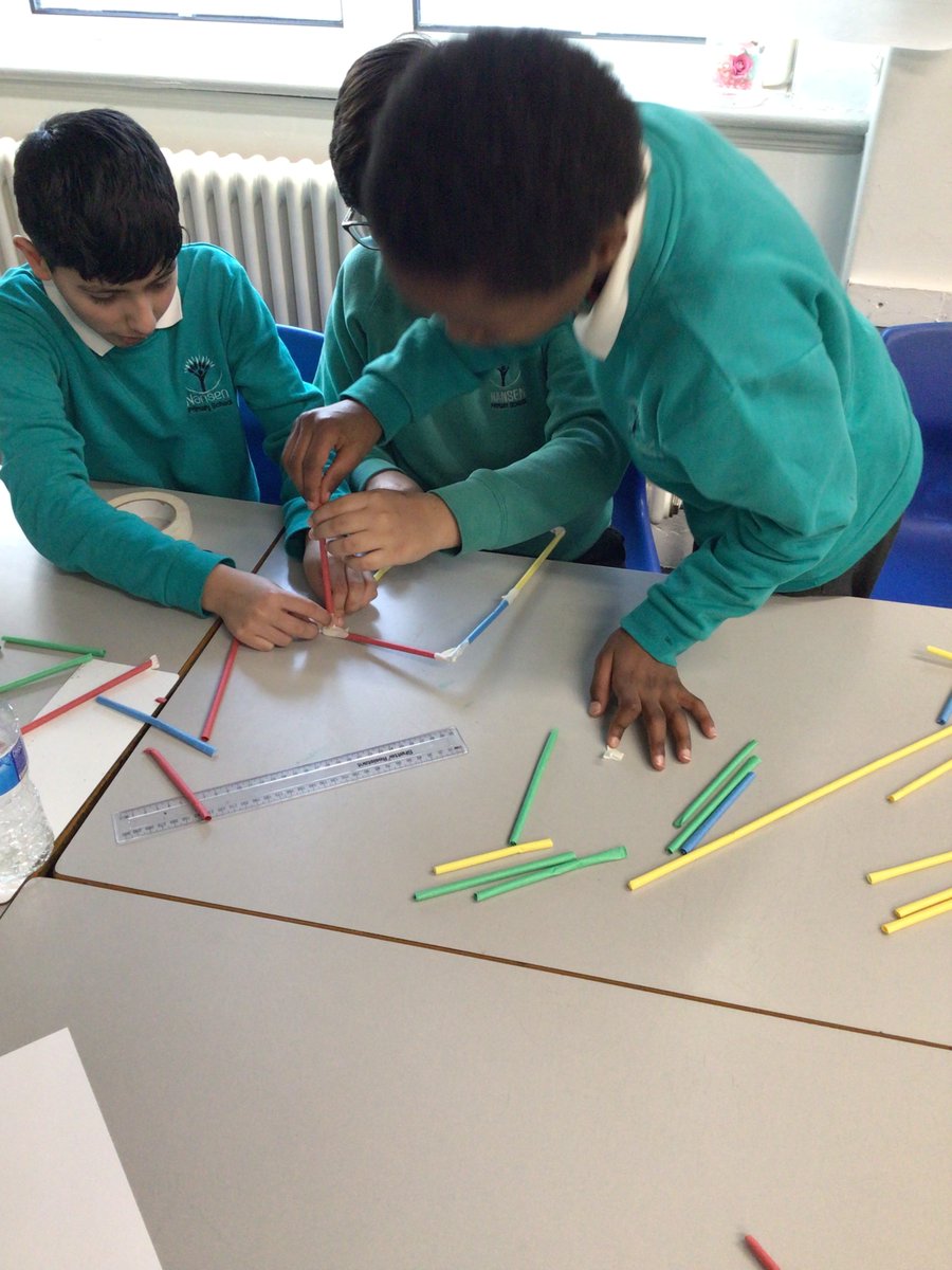 NansenSchool's tweet photo. Year 6 are using triangulation to build simple frame structures #creativity #triangulation #framestructures @kapowprimary #DT https://t.co/WKAiVUWMCf