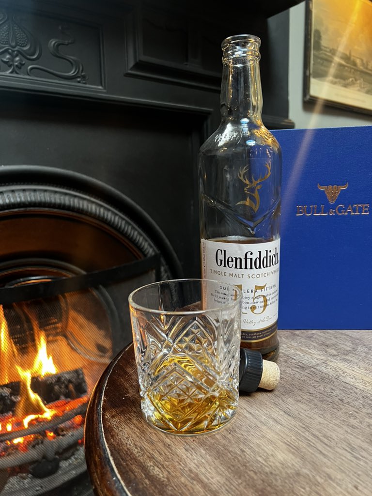 Bull & Gate tweet media