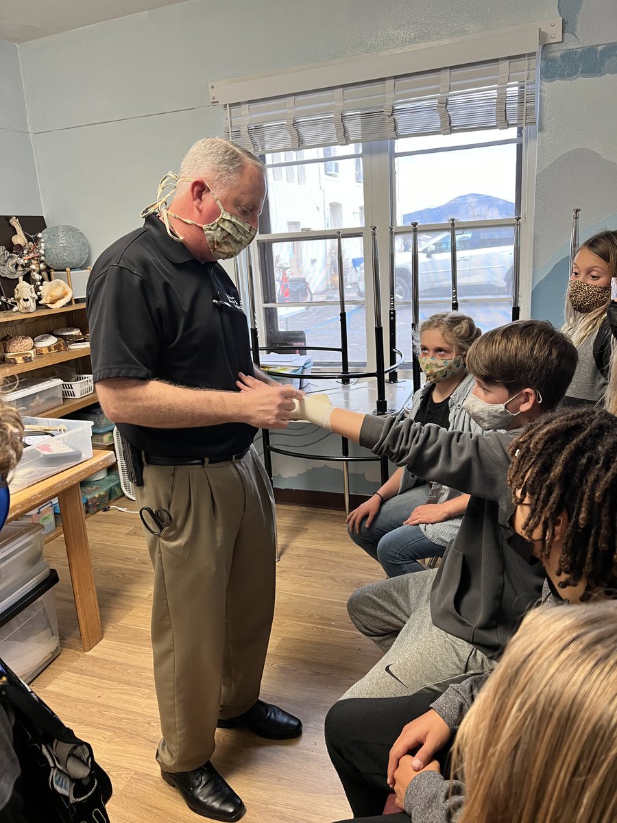 A big THANK YOU to our local facilities that host our Dream Maker Health Career Program! Here's how Southwest Bone &amp; Joint Institute &amp;  Silver City Veterans Administration Community-based Outpatient Clinic help.  Link: bit.ly/3NVJAaV
#healthcareers #dreammakershlthcareer