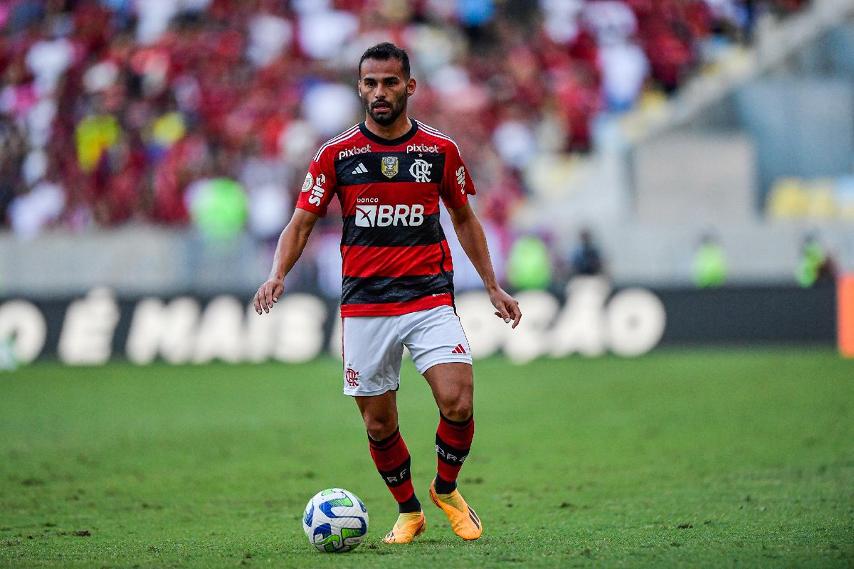 🗞️ <a href="/Alexandre_Ernst/">Alexandre Ernst</a> 

Thiago Maia vem para ser reserva de Fernando.

#OsDonosDaBolaRS

youtube.com/live/lPSb2WTUI…