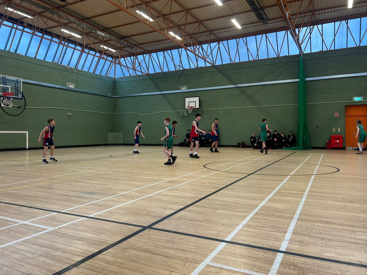 Well done to our minor boys bball team who had a great win over Kingscourt today. Sean corrigan was superb hitting 22 and was ably assisted by Kevin, Thomas, Kyle and Danny. A great team performance and super win. Thanks to coach Matthew in Ty for his help with this side. #bball