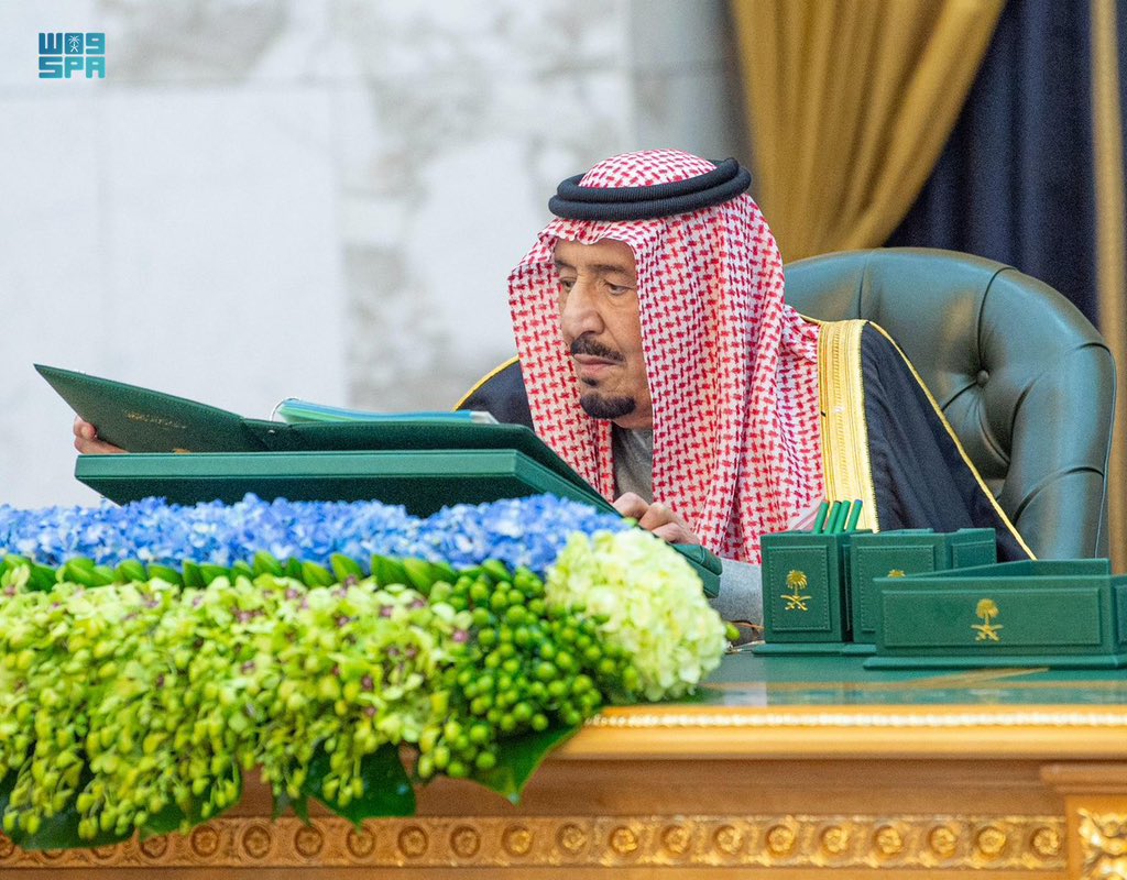 here_is_saudia's tweet photo. #السعودية 💚

#مجلس_الوزراء: الموافقة على سلم رواتب الوظائف الدبلوماسية.

#SaudiArabia 🇸🇦 https://t.co/u499YHqyMu