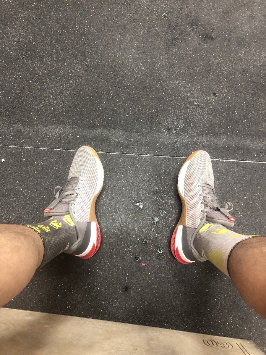Barsaly92GC's tweet photo. Año nuevo, mismas metas y objetivos y espero que con mejor resultado. #GC130 #Aporla130 
Estrenando armas aunque hoy han sido de fogueo, espero superar con ellas los 110kg en clean y los 170kg en back squat! 😂😂😂 https://t.co/2Xg7ndjUm2