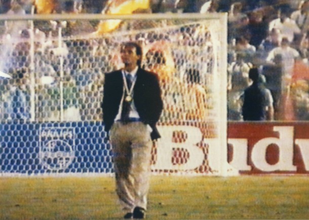 jcbehrends's tweet photo. Some personal recollections on the passing of Franz Beckenbauer:
When I was a boy my father took my to see a SV Werder Bremen-Hamburger SV match in Weser Stadion - I was already in my own football team -saying I needed to see the Kaiser play. Must have been 1980/81.  1/ https://t.co/RFlOn1GUFE