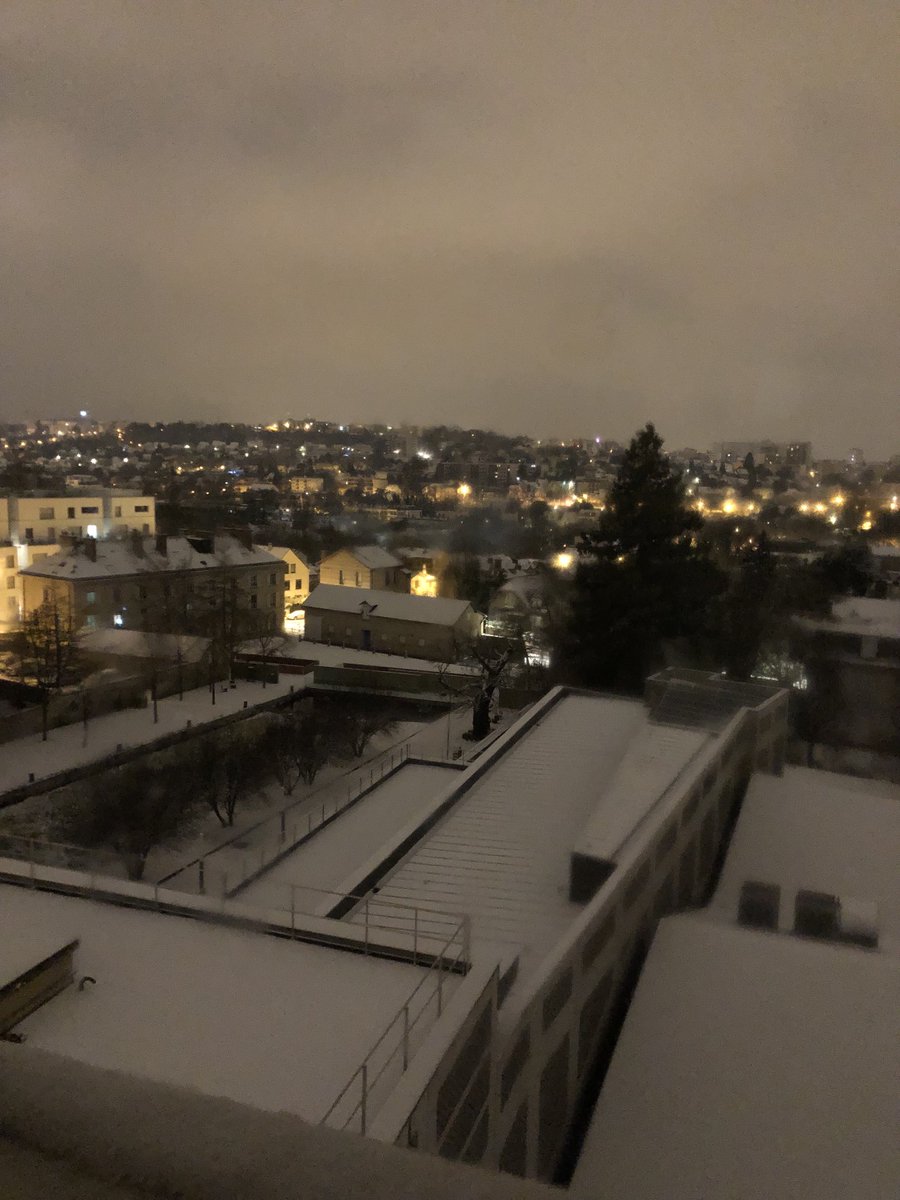 Je vous souhaite une très jolie soirée 💫💫 ainsi qu’une douce nuit ✨✨❄️