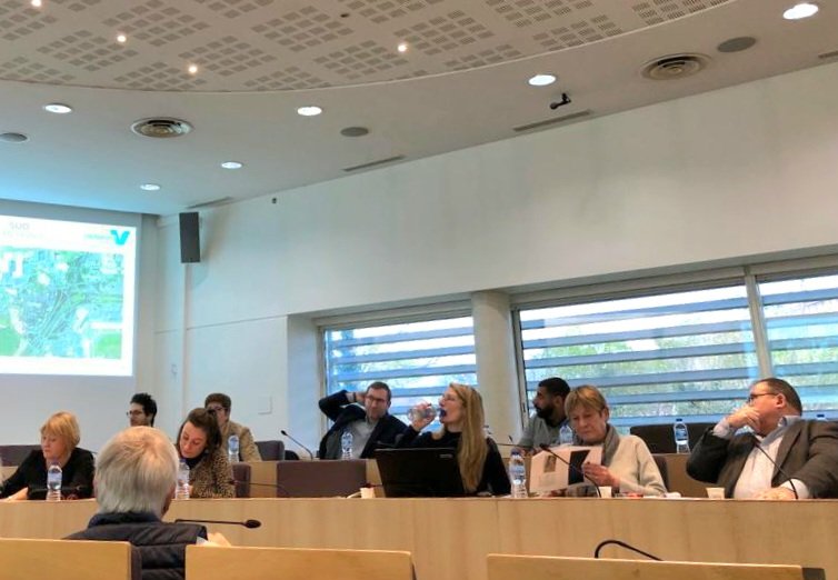 CEEVO95's tweet photo. #valdoise / #iledefrance /#ChooseIDF/ #RoissyDev / #Ceevo95 : Participation du CEEVO ce mardi à la réunion organisée par l’Agence Roissy Dev sur « L’état d’avancement des Zones d'activités économiques (ZAE) de l’Agglomération Roissy Pays-de-France » - https://t.co/lFCiN2lUQF https://t.co/2SkTr6Vo8I