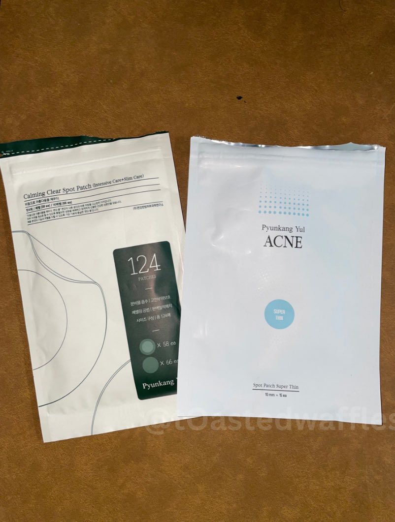 t0astedwaffles's tweet photo. one of the most underrated brand🤩 i first try the pimple patch from this brand sebab dapat free sample pastu i repeat beli 124 pcs terus sebab best gila PLEASE TRY😭👍🏻 https://t.co/tPuP6H4TJU