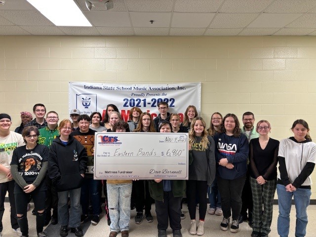 🥳🤩Congratulations #EasternBands for raising $6,960 at your #MattressFundraiser with #CFSIndianapolis! 👏🛏💵 #EasternHighSchool #TheMattressFundraiser #MusicFundraiser #BandFundraiser #FundraisingSuccess #MusicMatters