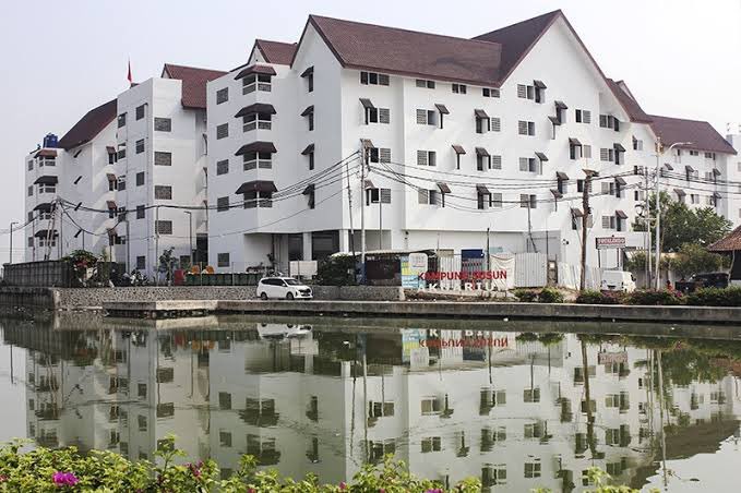 aniesbubble's tweet photo. WTP Jakarta: 🏆🏆🏆🏆🏆 
Lee Kuan Yew Exchange Fellow: 🏆
Asia Pacific Housing Innovation: 🏆 
President's Design Award Singapore: 🏆 https://t.co/wnUSMoWUyF