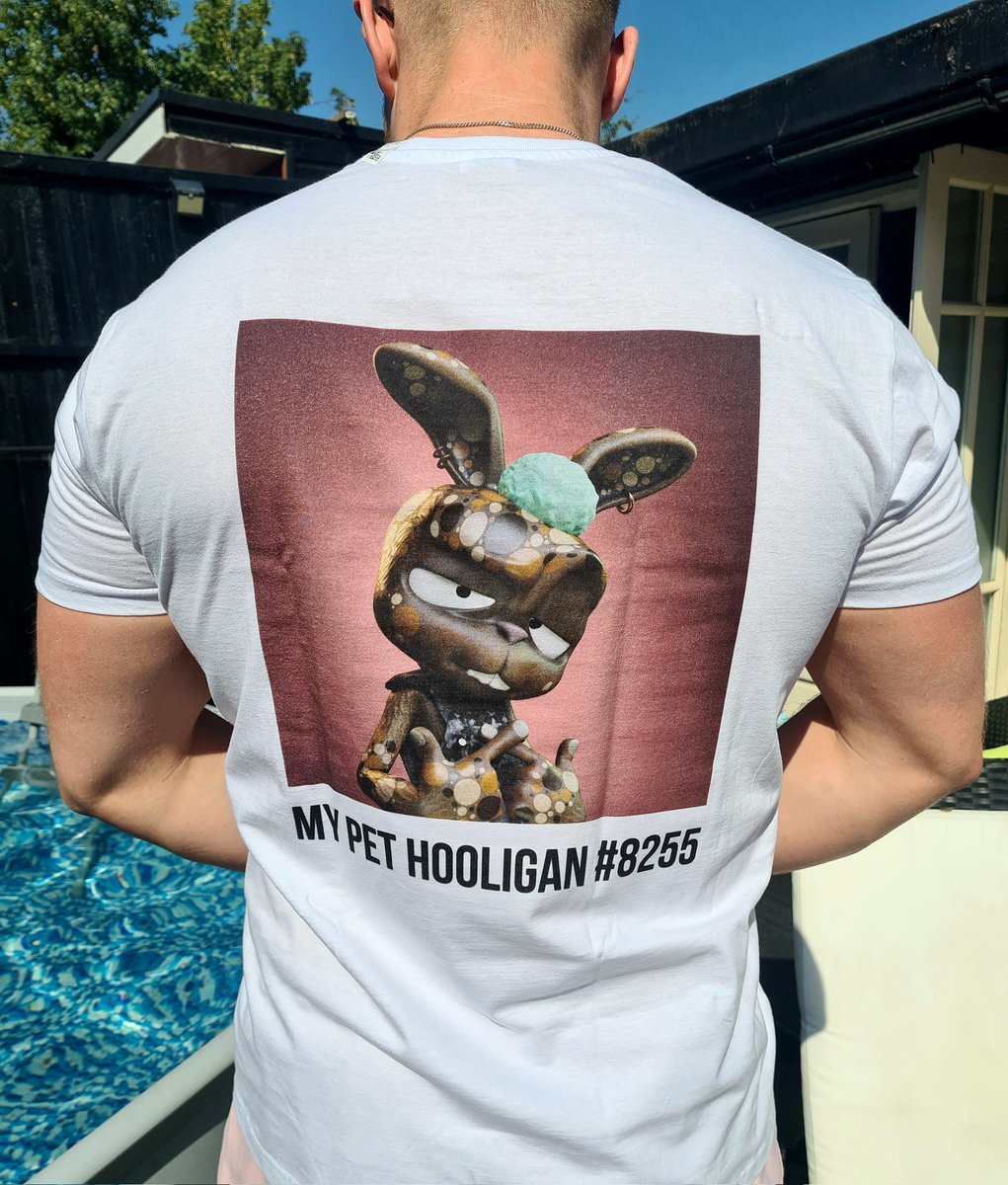 HenJa19NFT's tweet photo. I made some of my own @mypethooligan merch 👕 What do you think? 

@karrotforce @karratcoin 

#MyPetHooligan #MPH #Karrat https://t.co/E52tKB0mL5