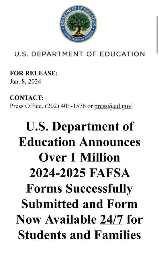 DMarlow_FinAid's tweet photo. Dept of Education announces that 24-25 FAFSA is now available 24/7.    @LutherFootball @D3Direct https://t.co/Wk4lrAeHw9