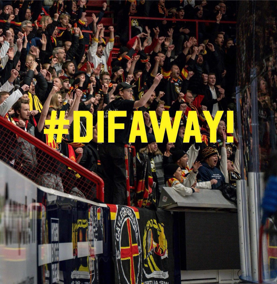 ericssonhenrik's tweet photo. Vår försäljning till #Difaway tickar på och medlemmar från flera grupperingar har bokat klackplåt.

✅ Brynäs Stockholm
✅ Sektion1912
✅ Gävlegrabbarna
✅ Tifo39
✅ Brynäs Östra 
✅ BSKV 

Bli en del av den svartgularöda kurvan här⬇️
🎟️ https://t.co/pd4DRSIP6u https://t.co/pHU0YtwU2t