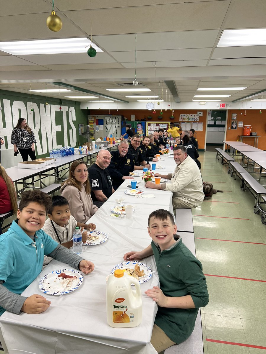 Homecroft Elementary tweet media