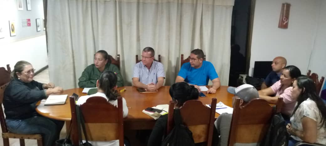 Inces_Guarico2's tweet photo. #9Ene | Nuestra gerente regional sostuvo la 1era reunión de trabajo, con los responsables de ámbitos y jefes de división, con el propósito de realizar una evaluación de la gestión y discutir los planes y proyecciones para el a��o 2024.
#FórmateEnElInces
#AprendeLaTécnica https://t.co/87Eji05oJx