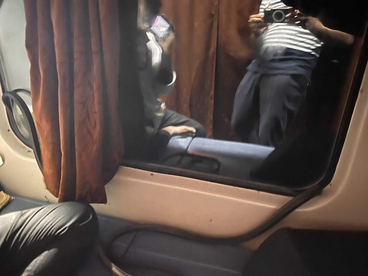 wikisamyak's tweet photo. @RailMinIndia @GMSRailway Emergency situation on Train No 19577! My A1 coach seat 11 has a missing rubber strap on the emergency exit window, posing a risk of glass falling. The attendant is holding it as strong wind enters the cabin. Urgent help needed! https://t.co/7J6x8wT7xr