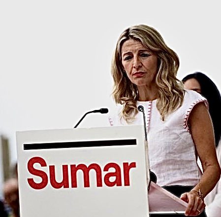 anluma99's tweet image. ¿ Cómo es posible que Sumar pretenda seguir presentándose ante sus votantes como una opción de izquierdas cuando quiere reducir la base de cotización para el  subsidio de desempleo de mayores de 52 años?