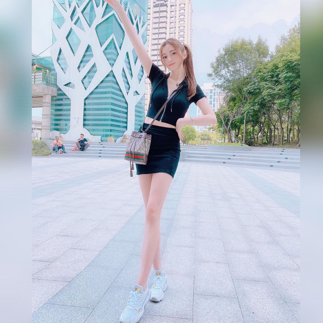 JeromyDeller's tweet photo. My heart races whenever you cross my mind. 💓🏃‍♀️ https://t.co/oCflgbwRE0