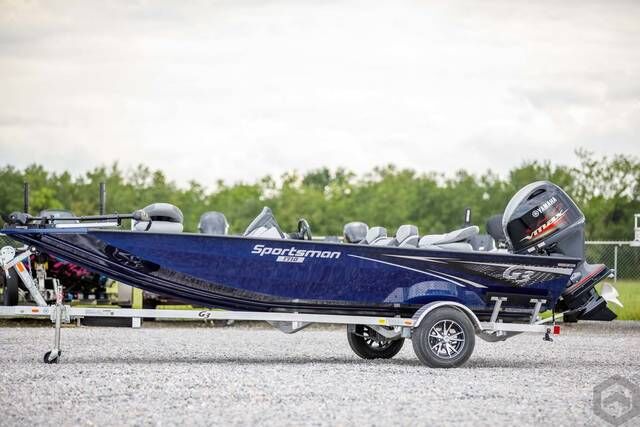 powerimplements's tweet image. 🛥️ 2023 G3 Sportsman 1710 is Here! New &amp;amp; loaded with fishing tech for $33,253. Sonar, GPS, Trolling Motor &amp;amp; more! 📍 Check it out at 606 East Miller St., Iowa, LA.

#NewG3Boat #FishingTech #2023WaterAdventures

powerimplements.com/New-Inventory-…