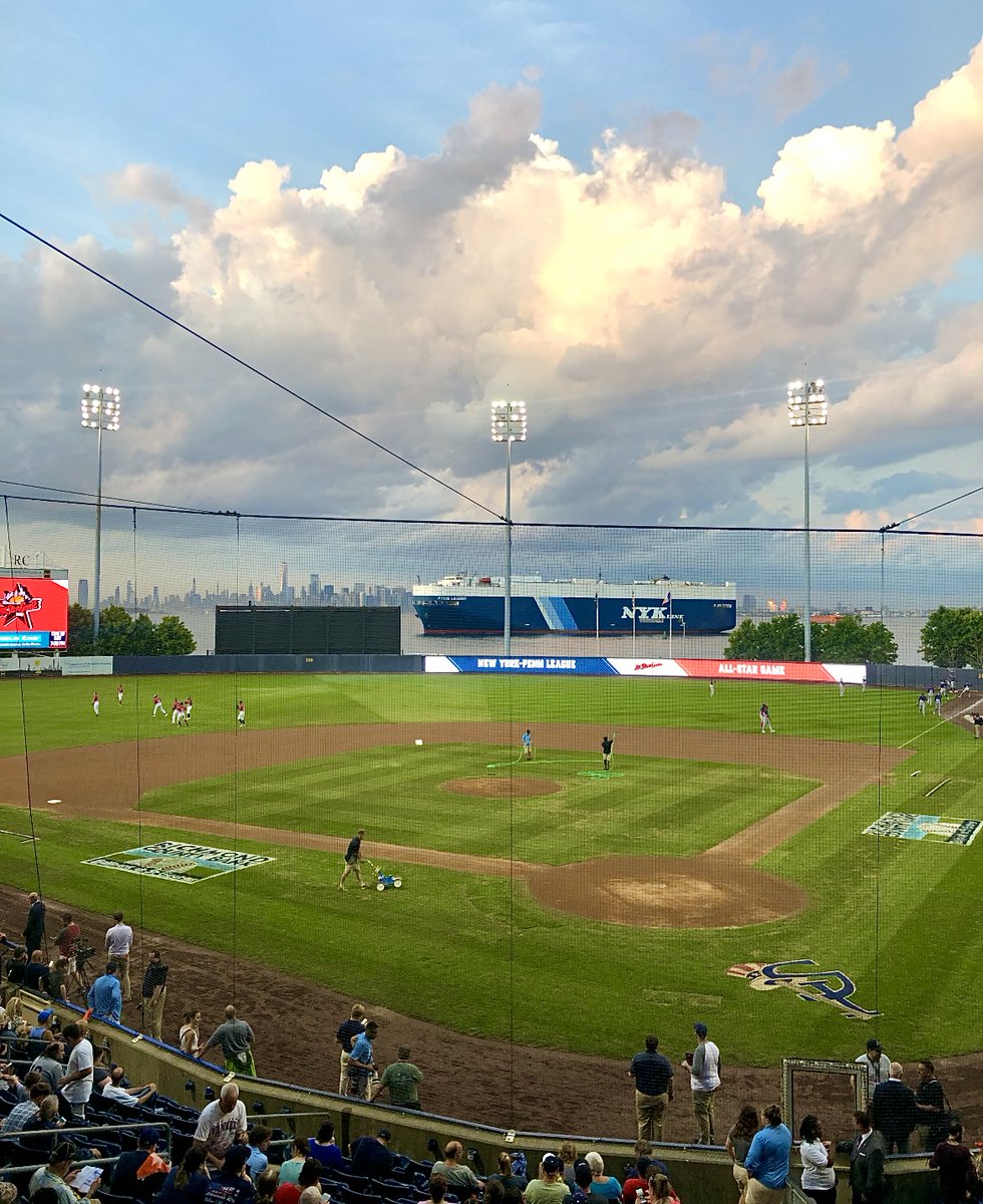 PizzaRatsHats tweet media