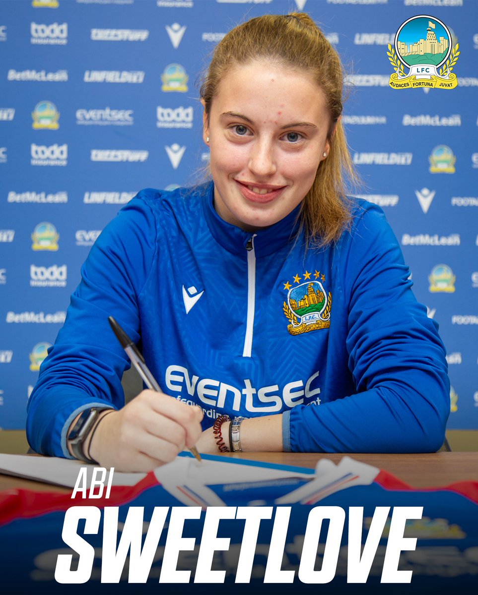LinfieldFCWomen's tweet photo. 𝗦𝗪𝗘𝗘𝗧𝗟𝗢𝗩𝗘 𝗥𝗘-𝗦𝗜𝗚𝗡𝗦 ✍️

We are delighted to announce that Abi Sweetlove has agreed to stay at the club for our 2024 campaign 🤩🔵

#COYB #AFJ https://t.co/tUfjC3x23d
