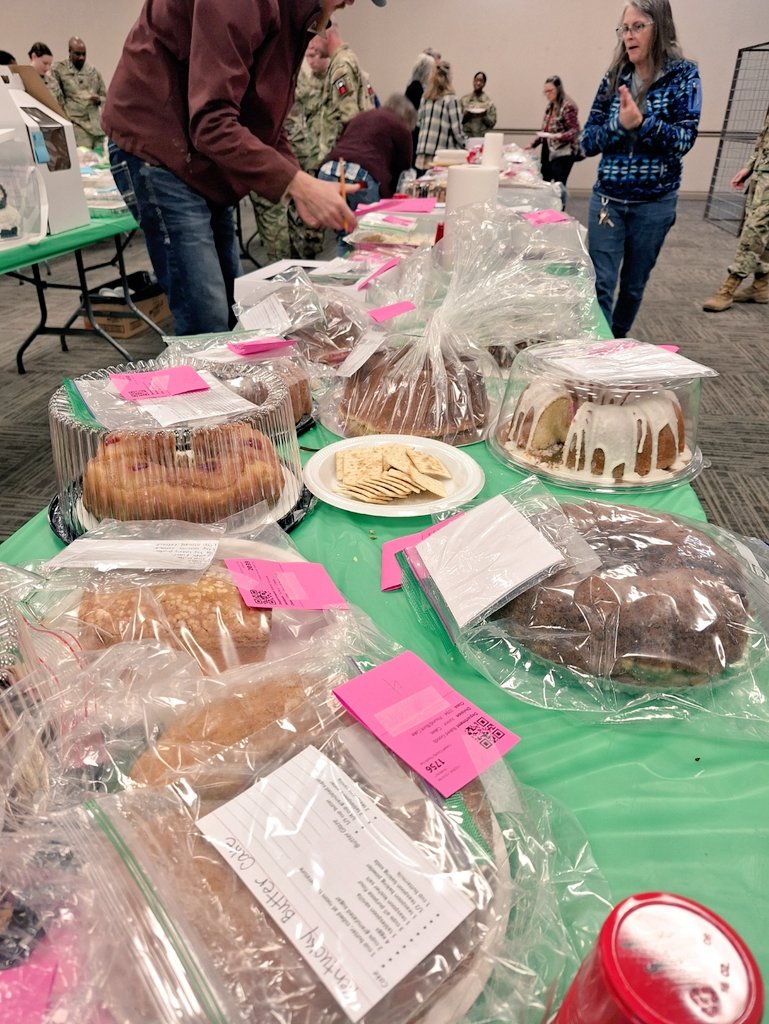 I'm glad we could serve our community and help some kids by judging the County Youth Fairs Cake & Bread Competition. We have some seriously talented kids in Coryell County.
#countyfair #coryellcounty #supporttheyouth #supportdreams #dessert #cake #tuesdayvibe #bread #sweet