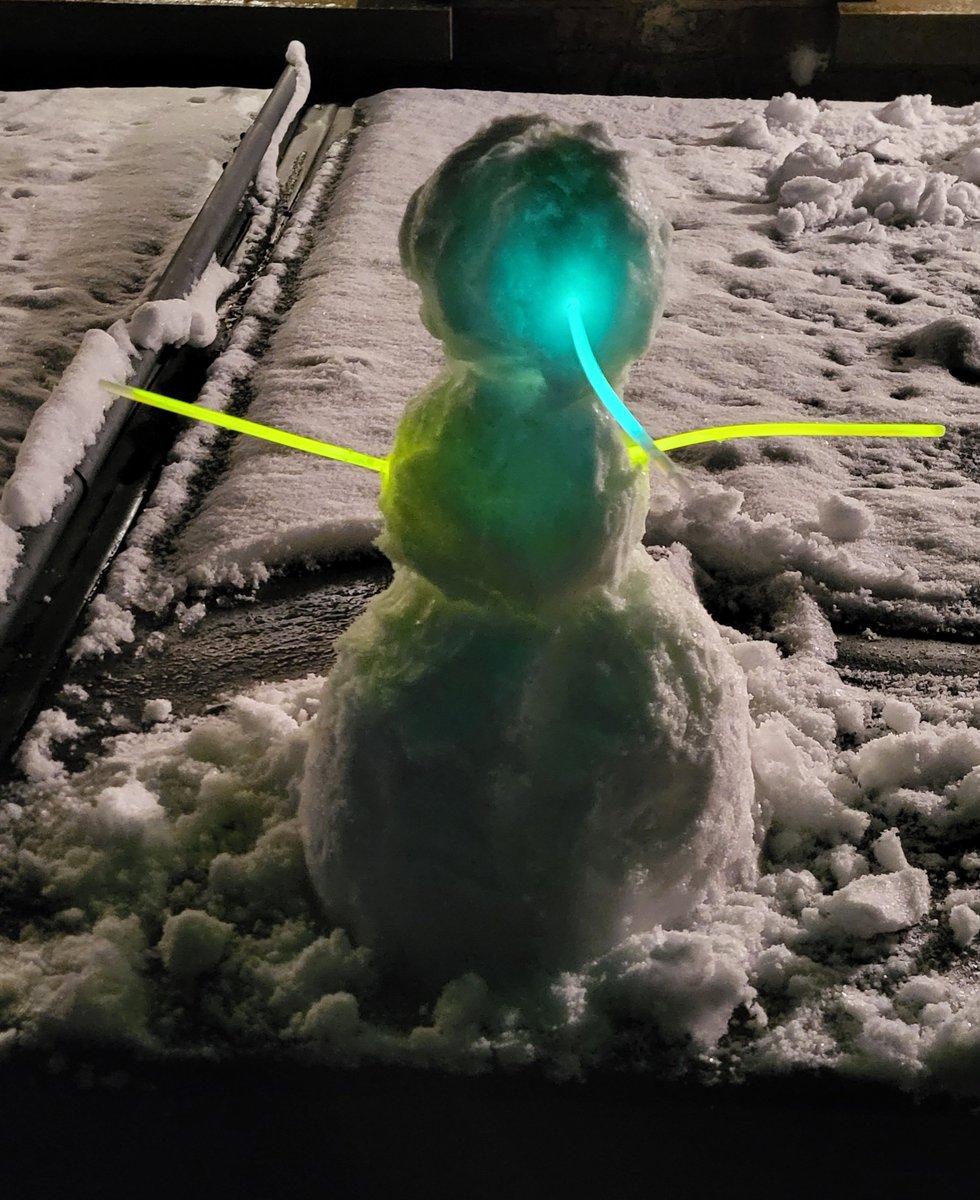 Jsysco's tweet photo. Snowman proved tricky, so we've got a glowman instead! #jerseysnow https://t.co/KOD0Ws5Mym