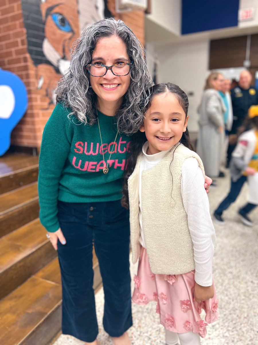 candace_oh's tweet photo. So proud of my baby for all of her accomplishments last semester!! Thank you to the amazing @CPECougars teachers for guiding her and helping her achieve (surpass!) her goals ❤️😭 #ItTakesaVillage #LPGreatThings https://t.co/pGRPM1fsYR