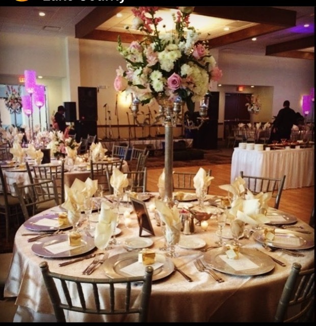 SignatureLowell's tweet photo. Is it wedding season yet? Call us at 219-696-7696 or email us at events@signaturebanquets.com to secure your date in 2025 or grab one of the remaining dates in 2024! Let us be the backdrop of your story!

#signatureLowell #SignatureBanquets # NWIWeddings #LoveInLowell... https://t.co/ACNV2pmP7y